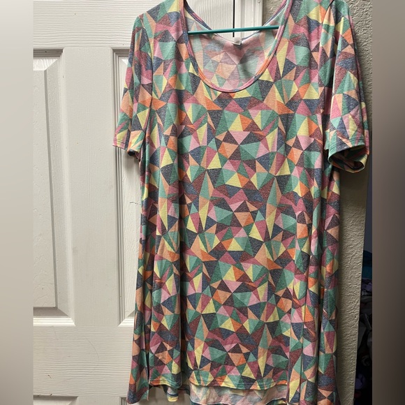 gUC xl multi color t shirt - Picture 1 of 3